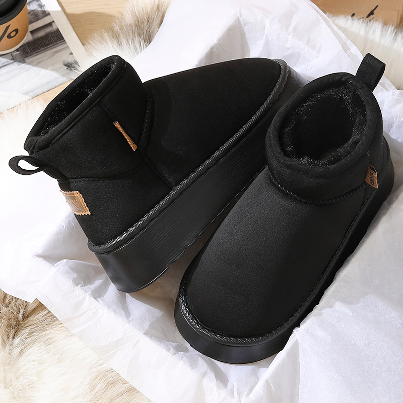 Picture of Amazon's popular short snow boots women's winter 2025 new thick-soled versatile fleece thickened warm cotton shoes