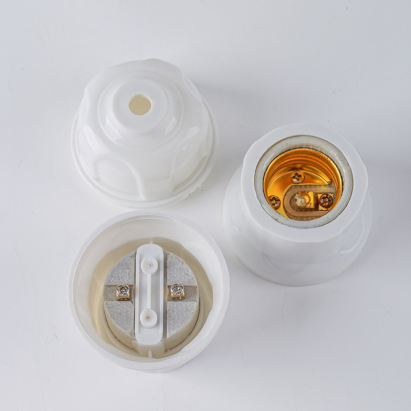 Picture of Factory wholesale hanging screw lamp holder wholesale E27 lamp holder ceramic lamp holder