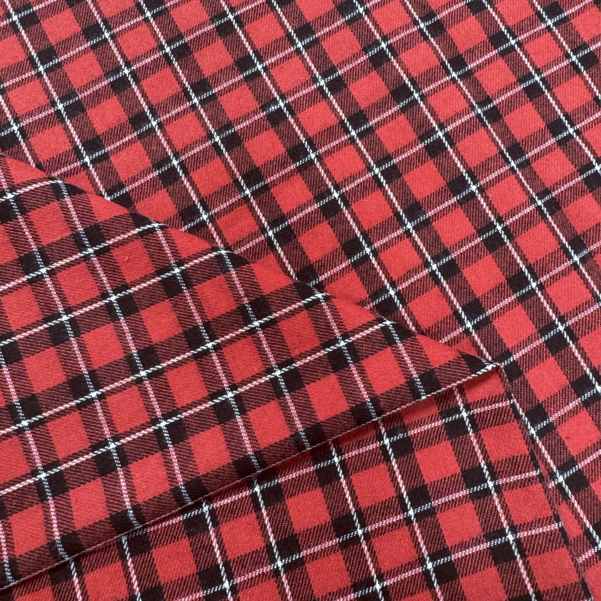 Christmas lattice polyester cotton sanding plaid shirt fabric 21 yarn-dyed plaid decorative fabric cross-border fabric