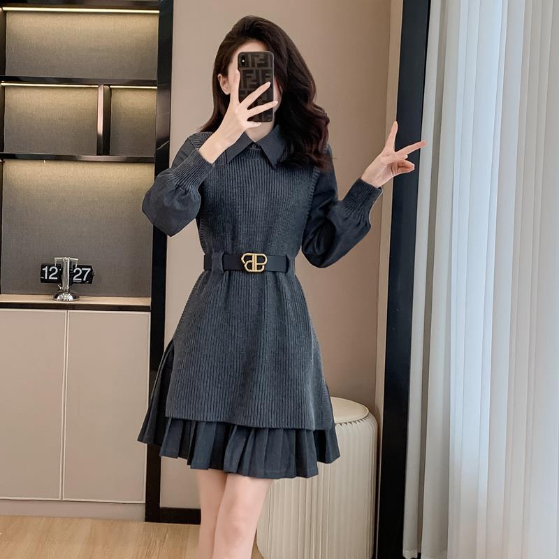 2025 French Base Knitted dress Winter New Women's Two-piece Set with Tight Waist and Hepburn Style