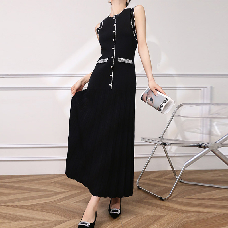 Foreign Trade European and American Clothing Lady Style Beaded Knitted Sleeveless Little Black Dress Summer New Mid-Length Slim Dress