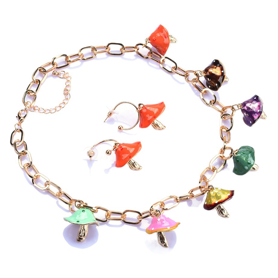 European and American orders for environmentally friendly alloy oil dripping mushroom necklace cross-border Amazon best selling mushroom pendant jewelry supply