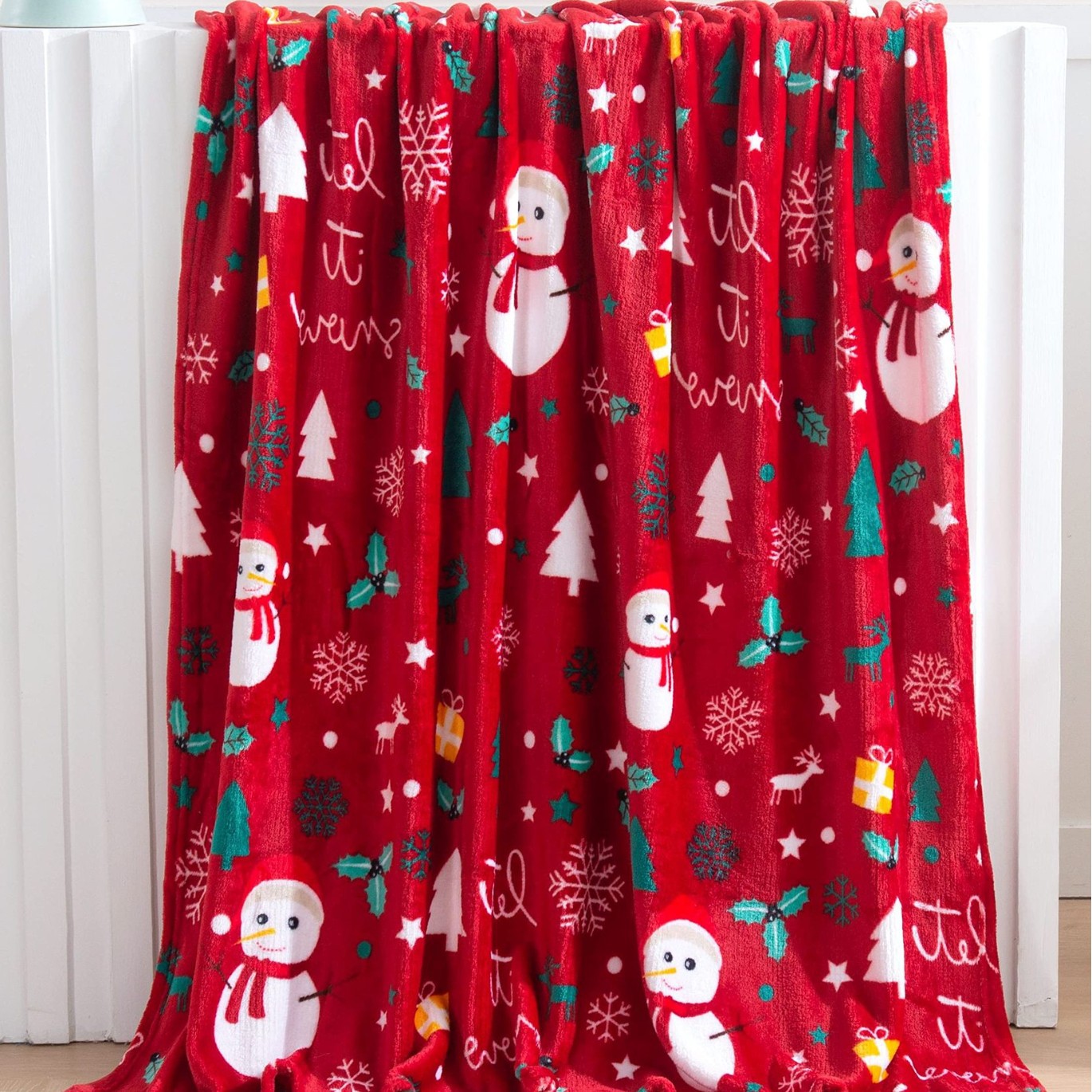 Picture of Christmas atmosphere winter snowman blanket soft and comfortable flannel warm home essential blanket holiday gift