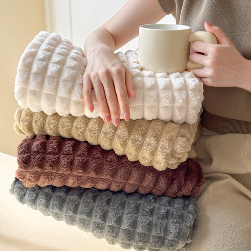 Flannel Plaid Blanket Soft Cover Blanket Double Layer Thickeneded Warm Office Nap Blanket Milk Velvet Gift Blanket