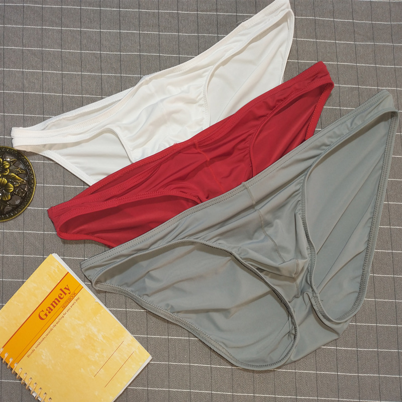 Men's briefs sexy underwear breathable comfortable triangle Ice Silk low waist new student sexy ultra-thin underwear head