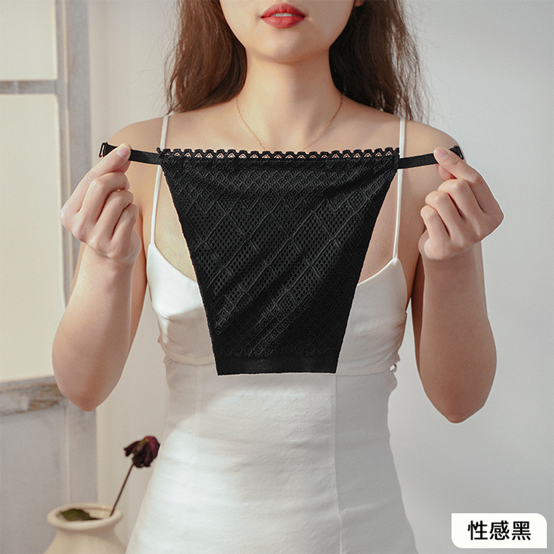Picture of A variety of flower-shaped chest lace single-layer double-layer anti-running light leakage tube top breast covering breast cloth one-piece anti-light leakage