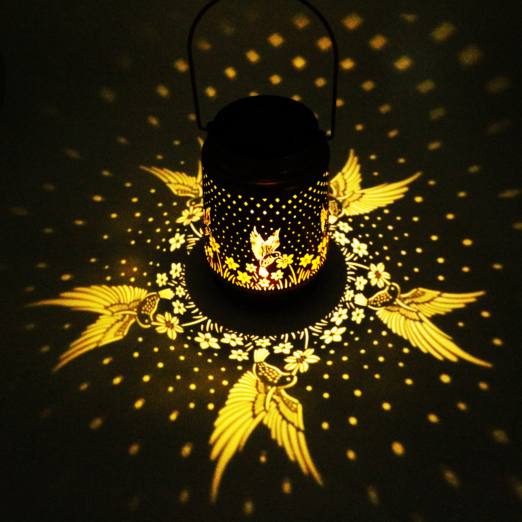 Cross Border Amazon Solar Lights Outdoor Waterproof Garden Lights Garden Villa Hummingbird Butterfly Lights Decorative Lights Hanging Lights