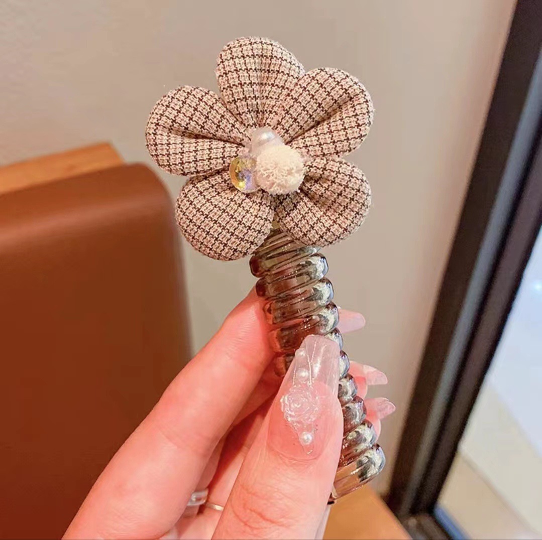 Picture of Children's coil telephone line hair band female high ponytail does not hurt hair hair rope high elastic durable rubber band Braid artifact