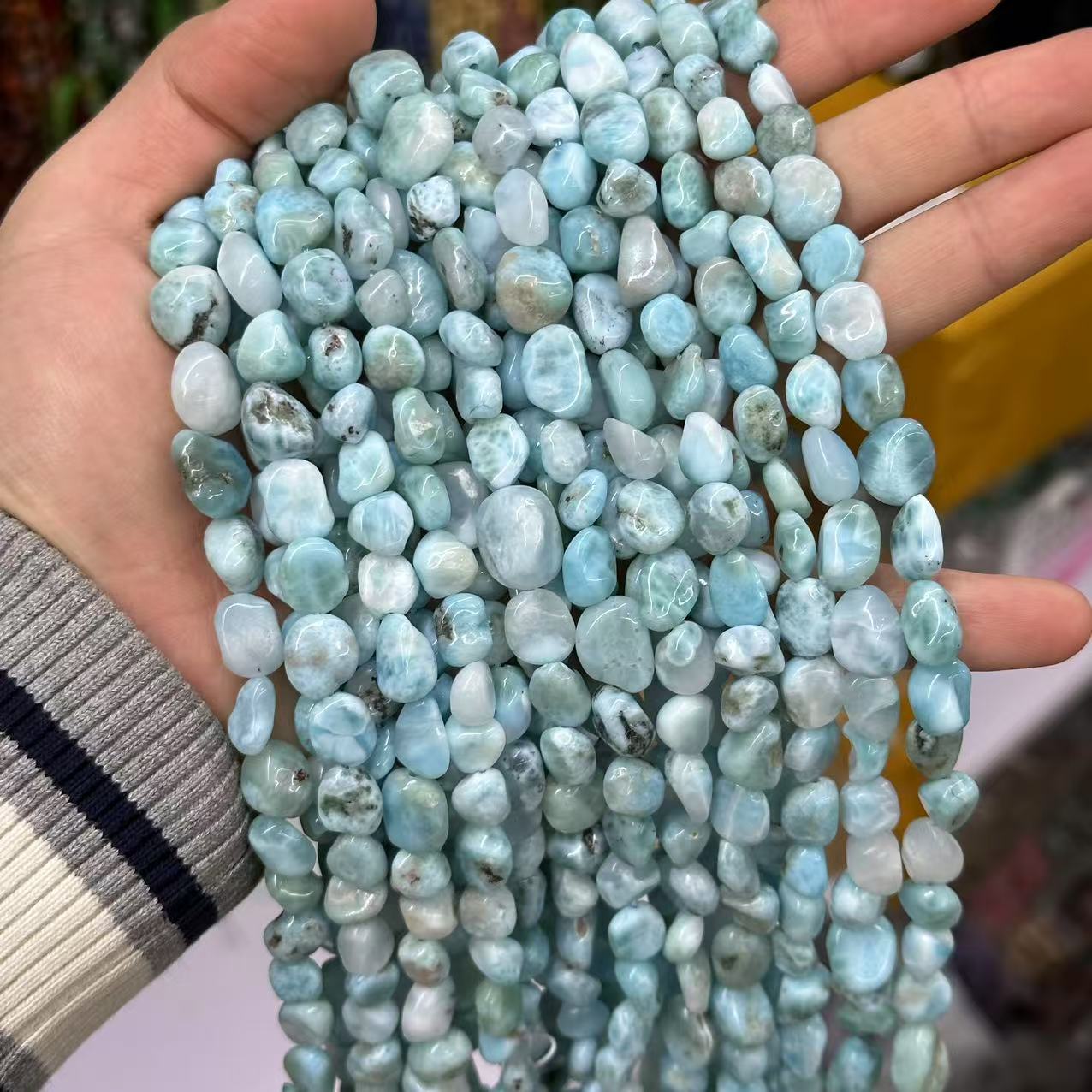 Picture of 8*10mm natural raw stone with loose beads semi-finished beads manufacturers spot wholesale jewelry accessories cross-border foreign trade