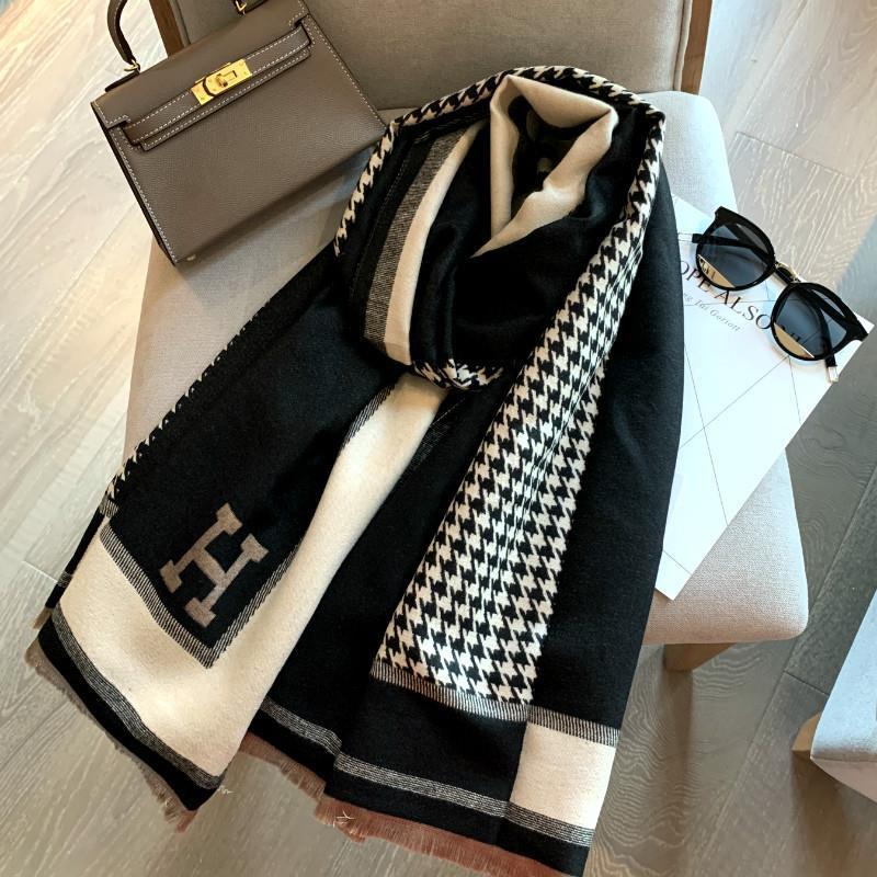 Internet-famous houndstooth double-sided cashmere scarf shawl women's winter all-match shawl Korean-style H-letter scarf warm-keeping