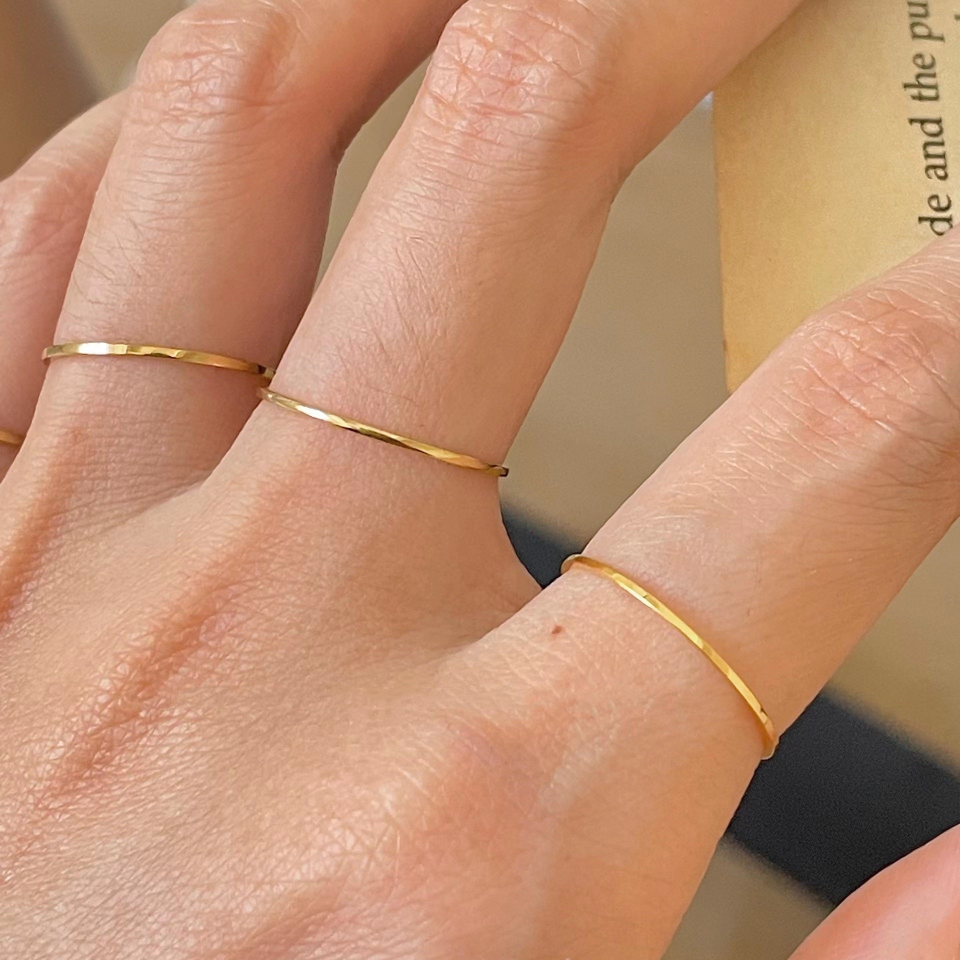 Exquisite plain Ring Versatile Ring Women's French Style Retro Niche Stacked S925 Silver Ring Internet Celebrated Aperture Finger Ring Fashion