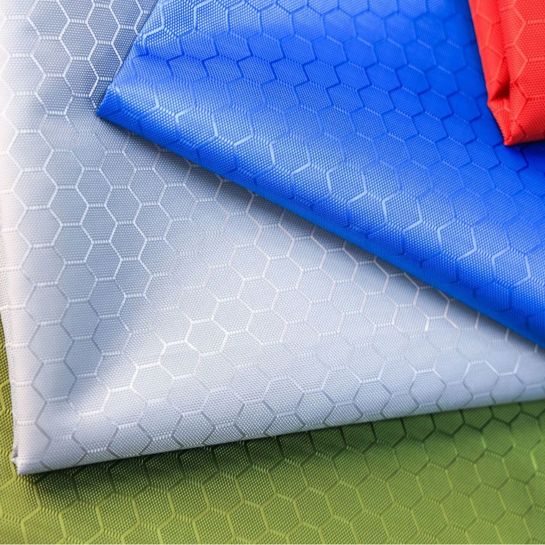 Picture of 10-Point Ball Grid Water-Repellent Plaid Fabric in Stock Large Football Grid Multi-Color Environmentally Friendly Bags Oxford Cloth Waterproof Fabric
