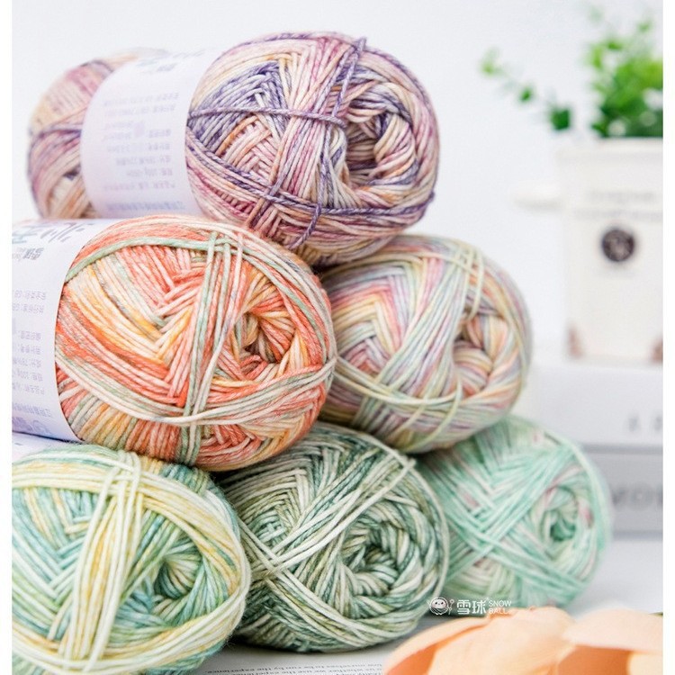 Cross-border wholesale snowball soft spray dye 100g group spray yarn handwoven hook doll hats, scarves, jacket yarn