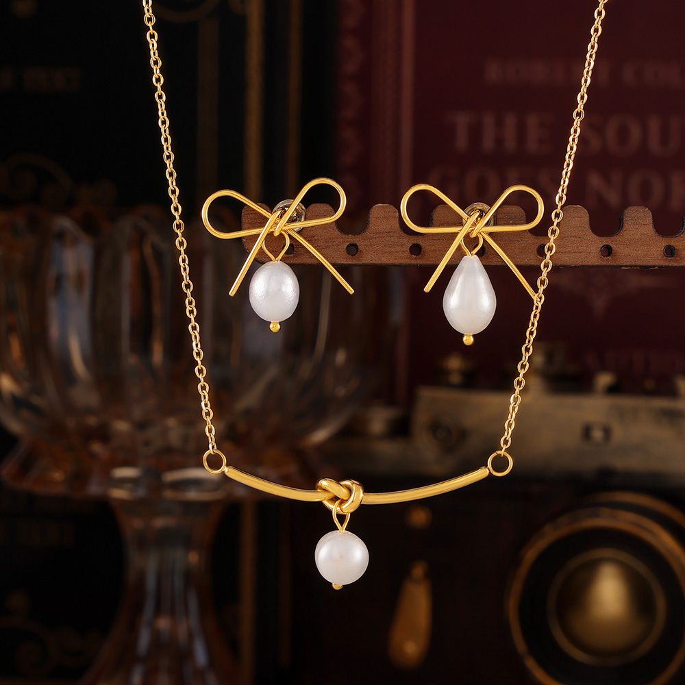 French Hollow Bow Earrings Freshwater Pearl Rope Necklace Stainless Steel Sweet Temperament Girlfriend Gift suit