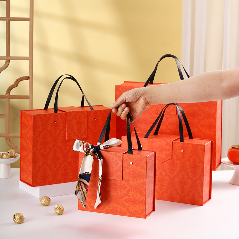 Picture of Dragon Boat Festival Gift Box Custom Empty Box New Year's Suitcase Fruit Packaging Fashion Style Bridesmaid Red Gift Box Wholesale