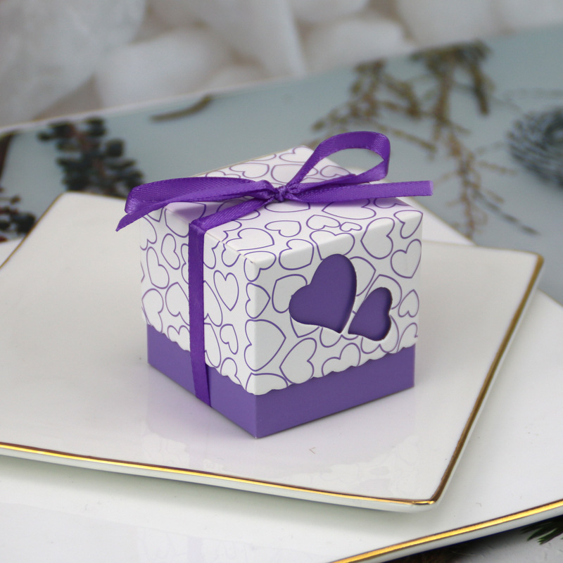 Picture of Cross-border new wedding double heart hollow candy box peach heart candy carton baby one-year-old packaging gift box wholesale