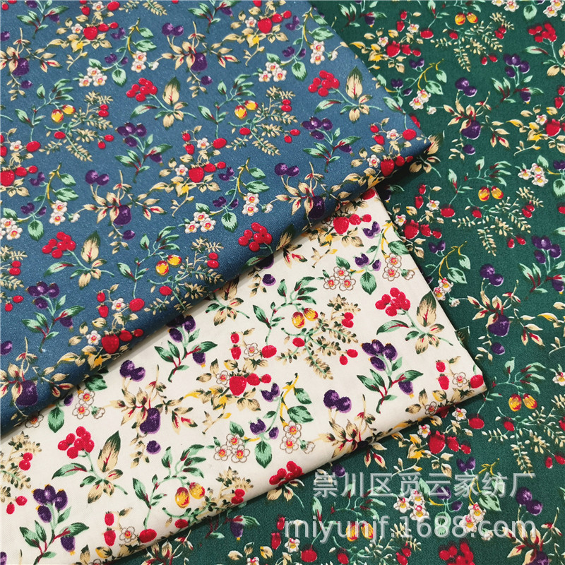 Vintage Pastoral Small Floral Strawberry Berry Cotton Twill Fabric Cotton Bedding Handmade Bag Decorative Fabric