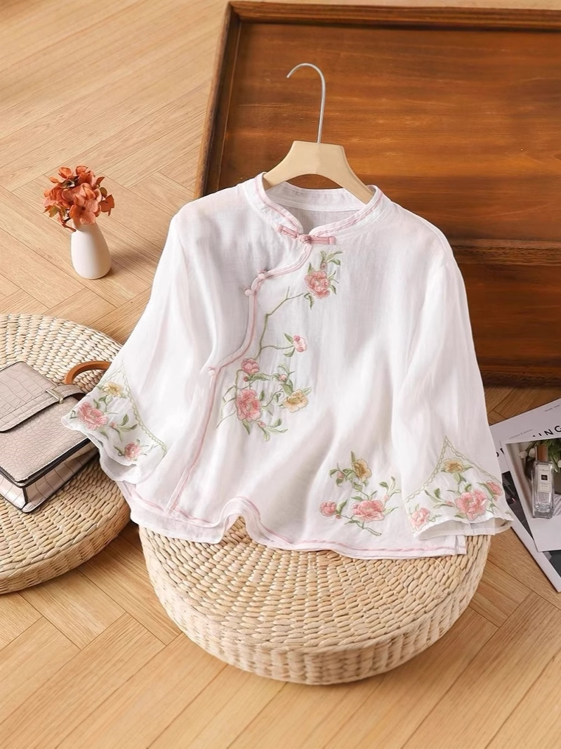 Women's National Style Top Cotton Embroidered Shirt Women's National Style Summer New Chinese Style Slant Placket Buckle Shirt High-end Art
