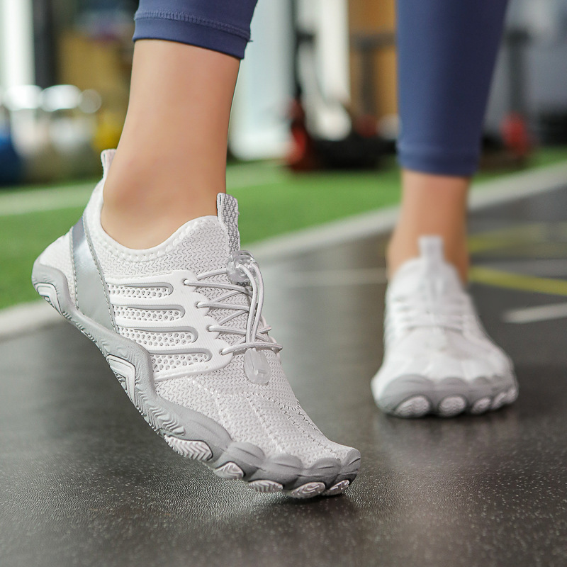 Picture of Outdoor Anti-Cut River Tracing Shoes for Men and Women, Beach Shoes, Quick-Drying Wading Shoes, Non-Slip Swimming Shoes, Women's Amphibious Fishing Shoes