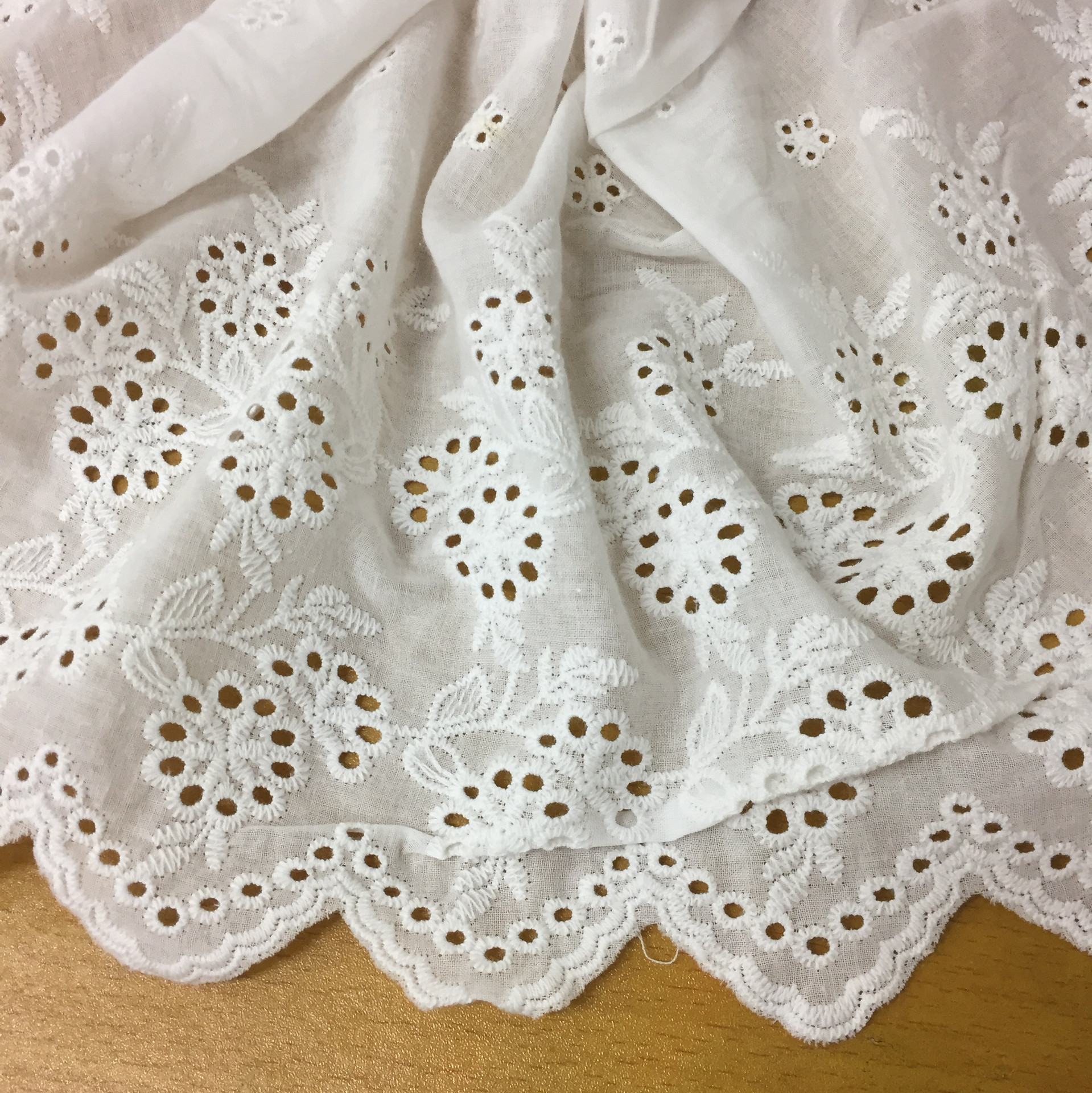 Hollow-out wide lace 9088 cotton carved hole embroidery lace large barcode top hem skirt cuff lace manufacturers
