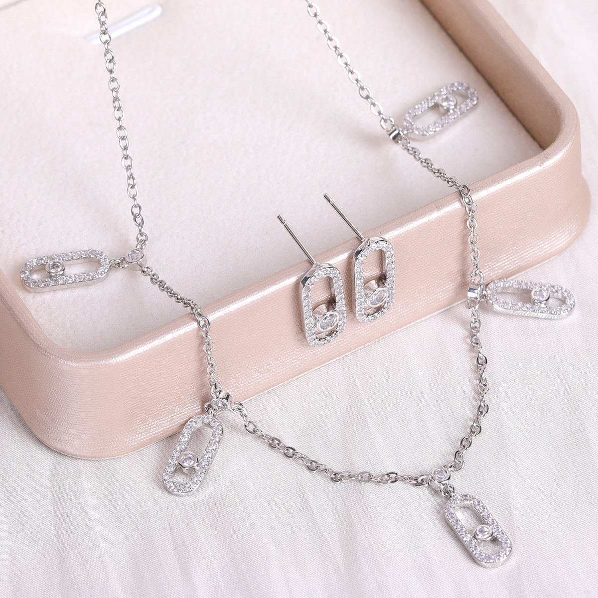 European and American Cross-Border Hot-Selling Copper Inlaid Zircon Oval Pendant Light Luxury High-Quality Classic Versatile Necklace Earrings