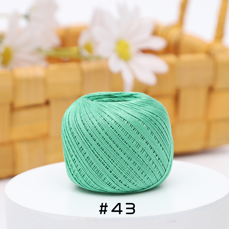 Picture of Warm Color No.10 Lace Strongly Twisted Mercerized Pearl Egyptian Long-staple Cotton Handmade Micro-hook Hand-bow Ball 20g Wool Ball