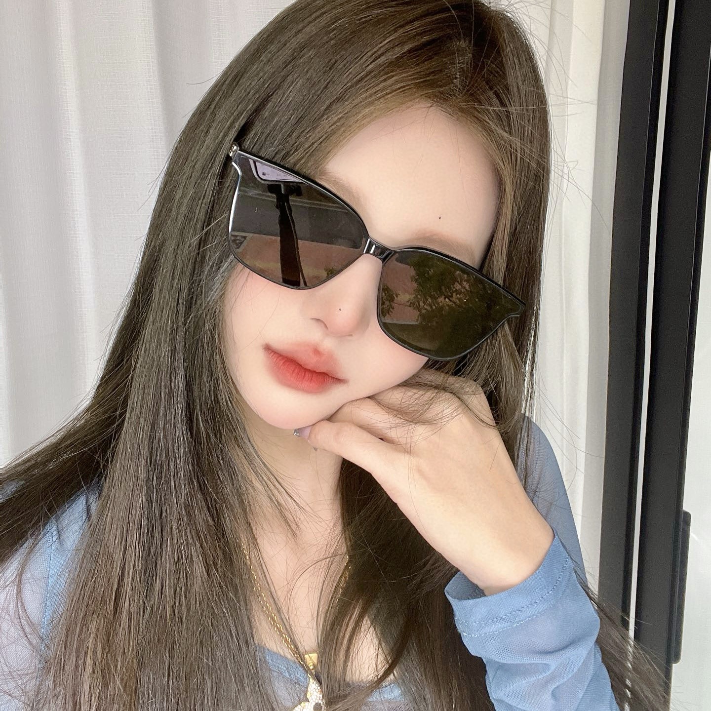 Picture of 2024 Explosions GM Plate Sunglasses Women's Slim Little Red Riding Book Star Same Style Dada Sunglasses Korean Style Void Fashion