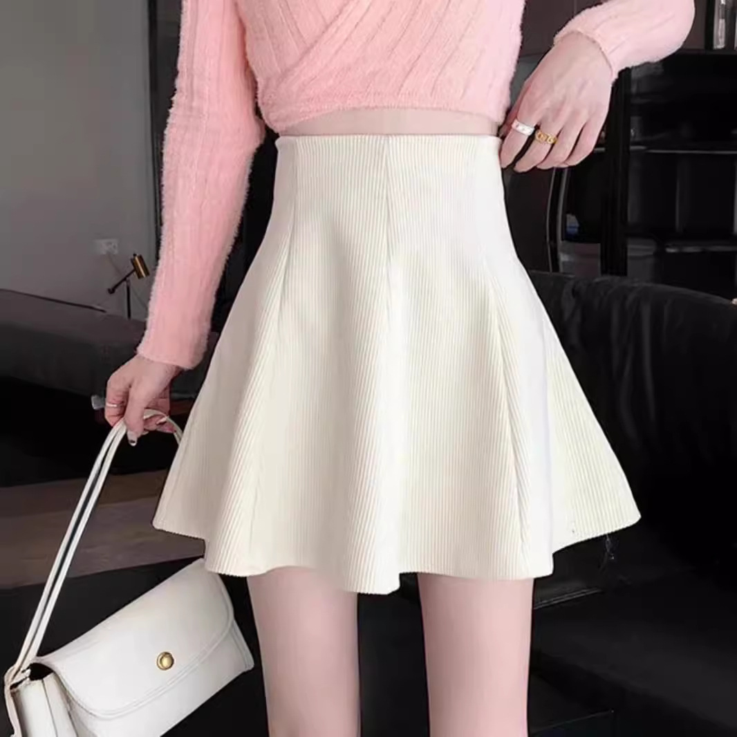 Corduroy Skirt Women's 2025 Autumn and Winter New Umbrella Skirt High Waist Slimming Hip Skirt Fashionable Korean A- Line Skirt