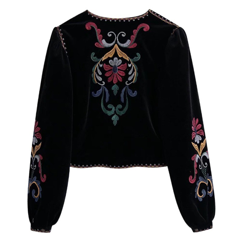 Cross-border wholesale AliExpress European and American women's 2021 winter new slim long sleeve short embroidered velvet shirt