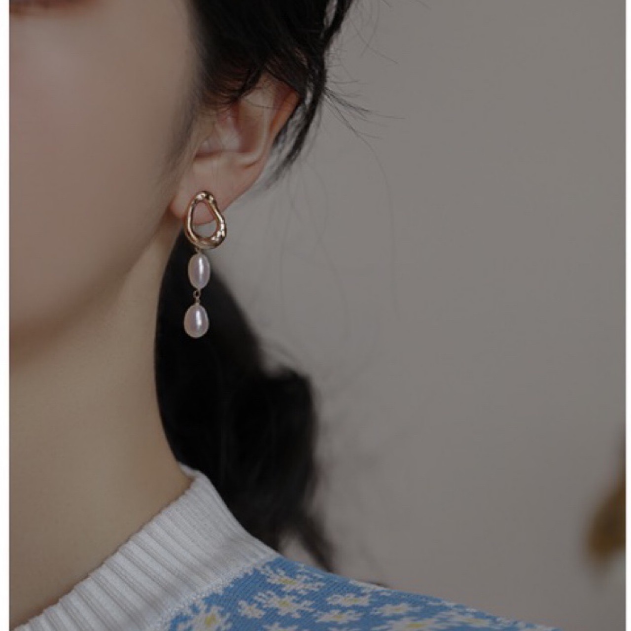 French Simple Elegant Thin Long Classic Strong Light Natural Pearl 925 Silver Pin Earrings Elegant and Beautiful