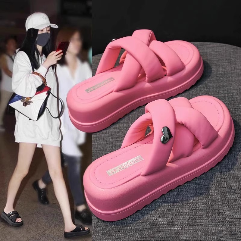 Internet Celebrous Thick Slippers Women's Summer Outer Wear 2024 New Super Hot High Heel Heel Height-increasing Sandals High-end Sandals