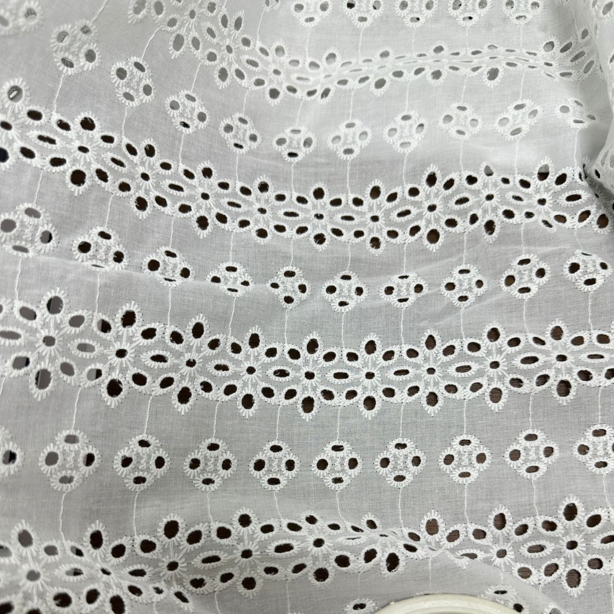 Picture of 300 cotton embroidery fabric 9088 cotton embroidery cloth cotton cotton thread embroidery perforated cotton embroidery cloth cotton