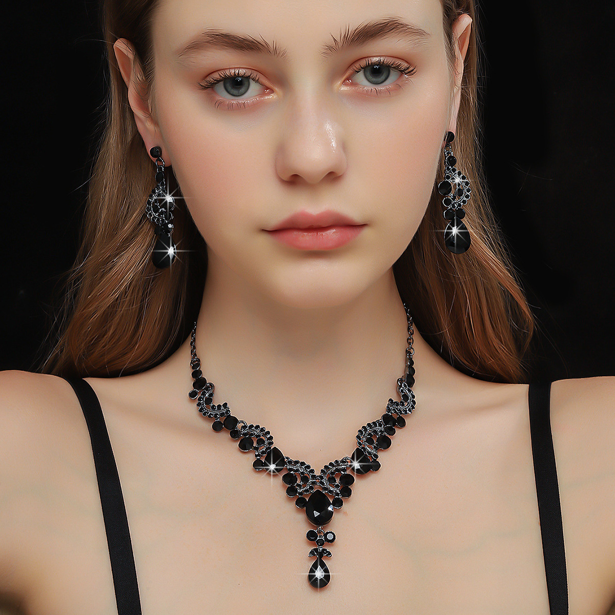 European and American New Bridal Jewelry European and American New Wedding Dress Necklace suit Women's Rhinestone Jewelry Dress Photography