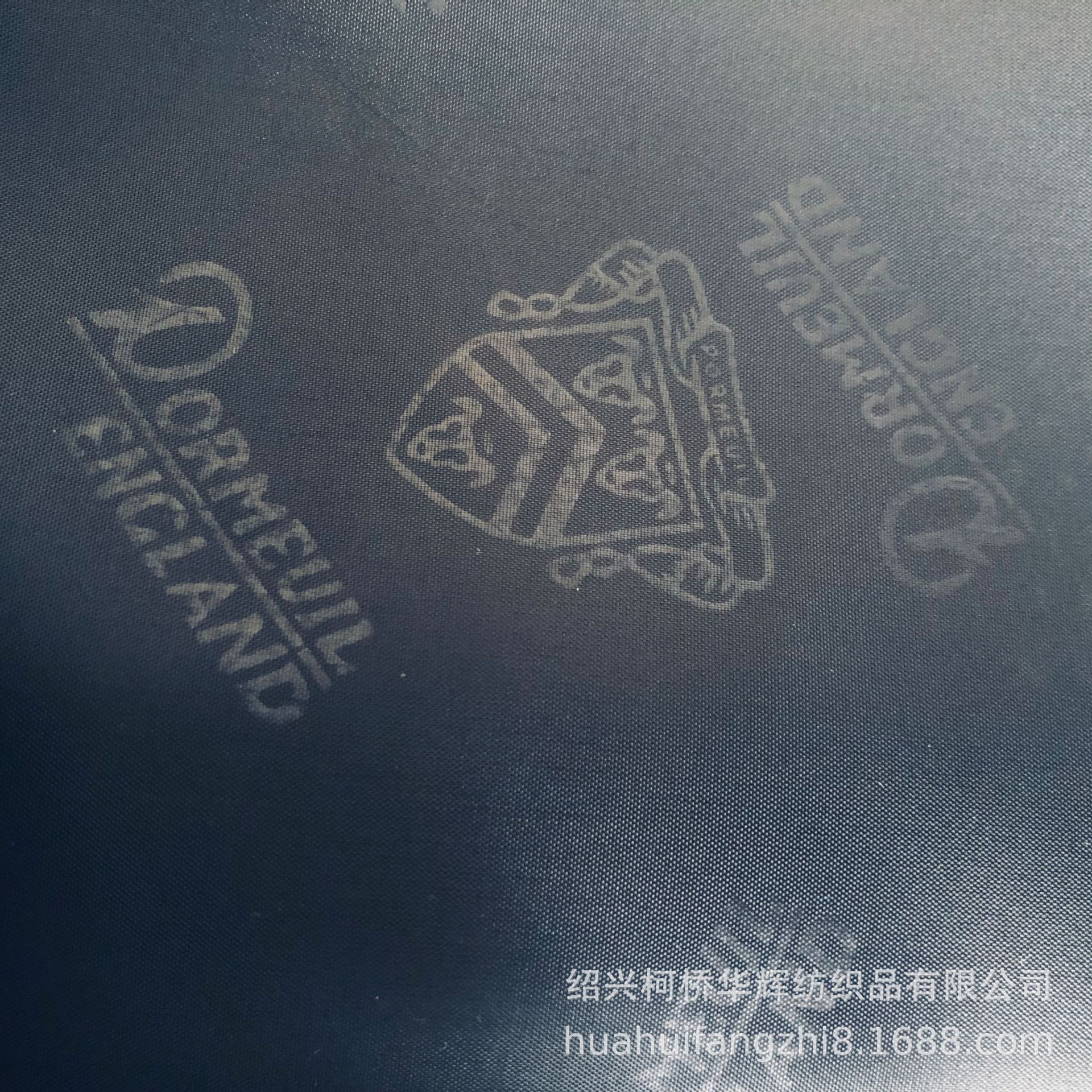 Picture of Polyester Taffeta Embossed Lining Shumei Silk Printing Various Embossed Patterns Chunya Spinning Embossed Flowers