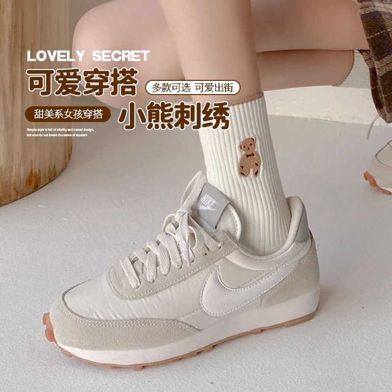 [Bear embroidery] socks women's mid-calf cute Japanese Fashion Net Red Spring Autumn pure cotton white stockings autumn and winter