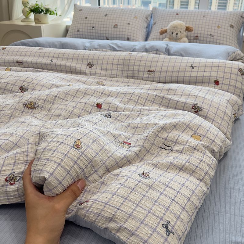 Picture of Machine Washable Four-Piece Bedding Set, Sheet and Duvet Cover for Student Dormitory, Single Bed Duvet Cover, New Style, Suitable for Sleeping Naked, Three-Piece Set