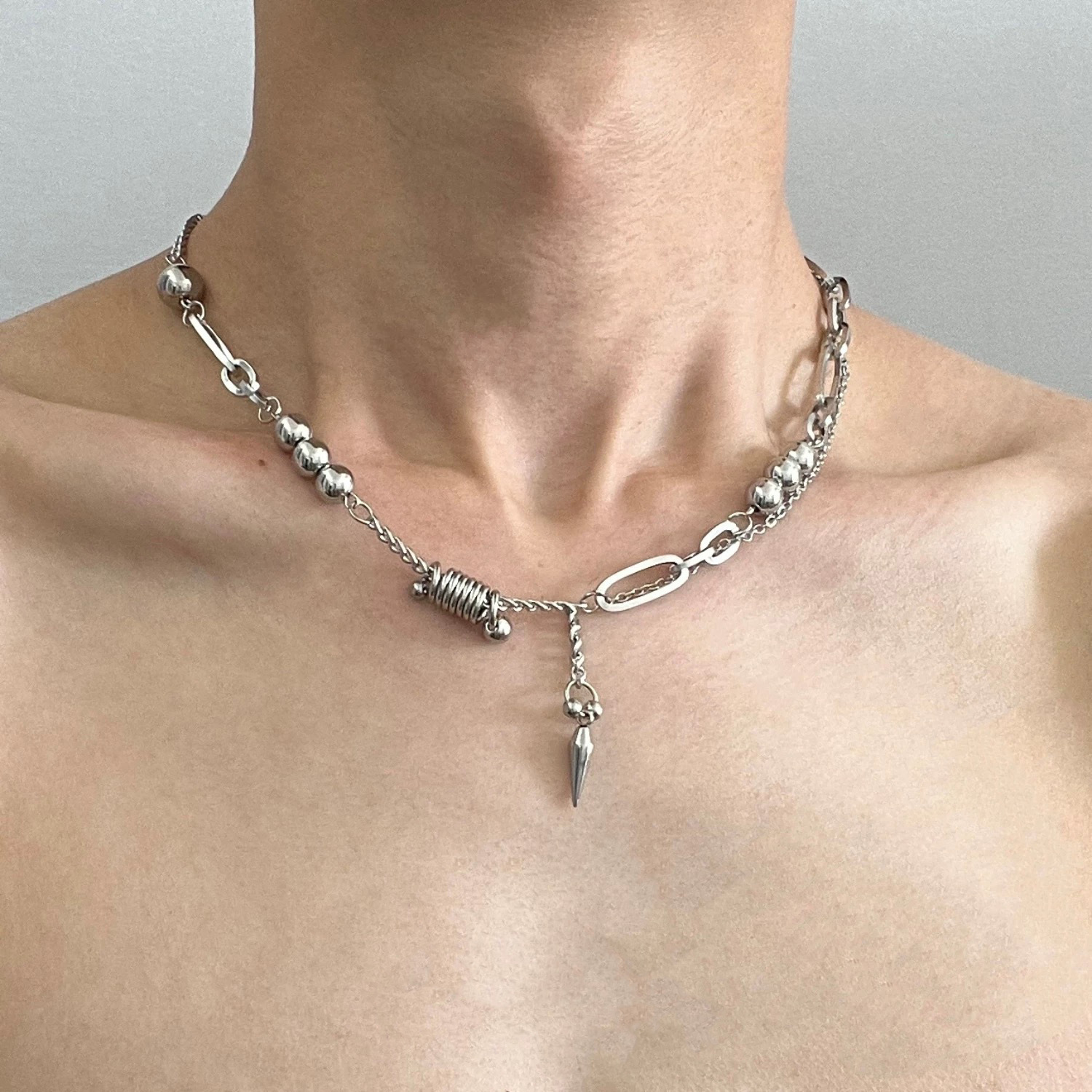 Picture of Tide Cool Titanium Steel Steel Ball Rivet Stitching Necklace Men's Niche Design Hip Hop Cold Style Clavicle Chain Woolen Chain Accessories