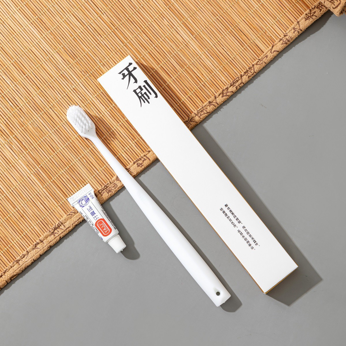 Picture of Hotel Special Hotel Toiletries Set Comb Disposable Toothbrush with Toothpaste Soft Hair Homestay Wholesale Customization