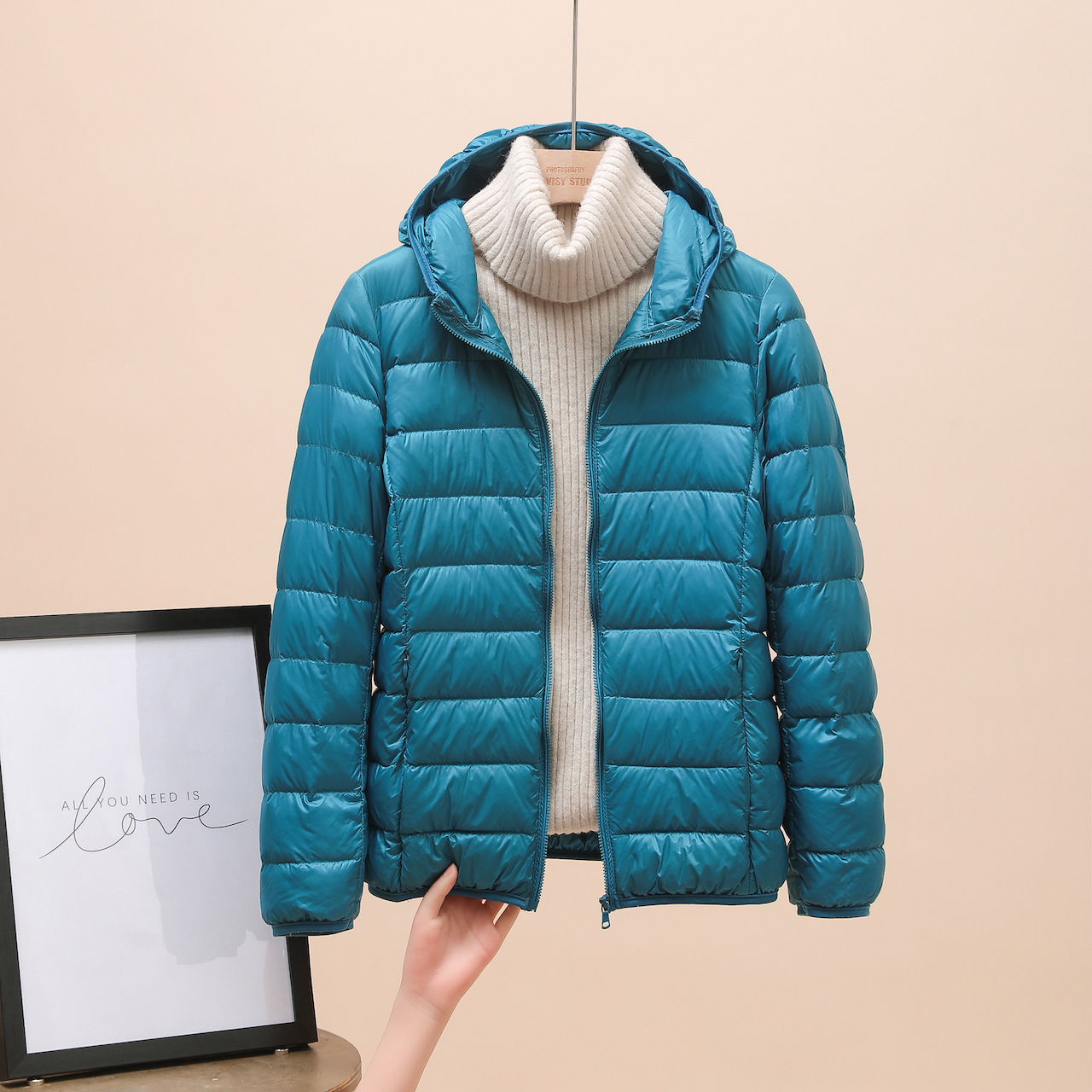 Picture of European Down Jacket Women's 2025 New Short Lightweight Thickened Warm Slim Korean Style White Duck Down Fashion Jacket
