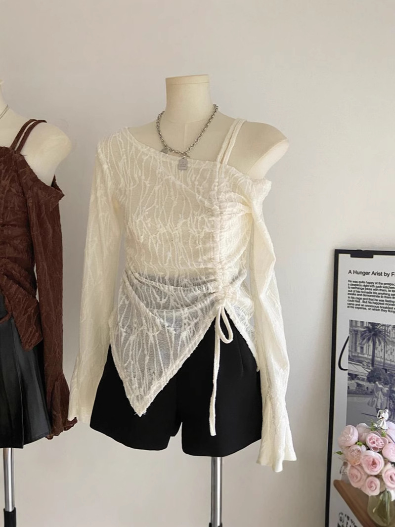 Off-Shoulder Lace Bottoming Shirt for Women Early Spring Trumpet Long-Sleeved Drawstring Pleated Slanted Shoulder Irregular Top