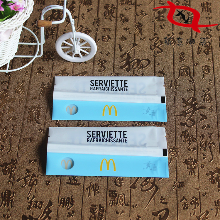 Jiaxing packaging factory supply restaurant wet tissue bag for restaurant shoe towel composite packaging bag order package freight