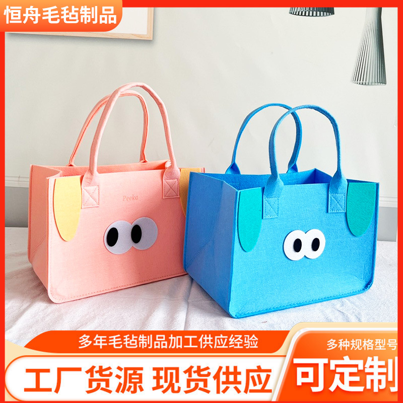 In stock supply large capacity commuter tote bag souvenir bag handbag cartoon felt tote bag shoulder bag