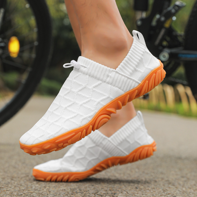 Versatile Barefoot Breathable Fly-Knit Sports Shoes for Men and Women, Multi-Color Outdoor Running Exercise, Sweat-Absorbent Daily Walking Morning Exercise Shoes