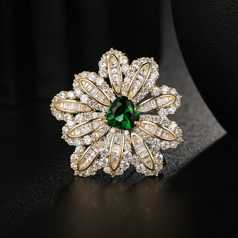 Qianyu silver high-end jewelry series Copper micro inlaid zircon niche design flower brooch luxury heavy industry pin