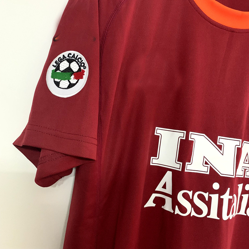 Picture of 2000-01 season Rome home jersey No. 18 Batistuta No. 10 Totti vintage football shirt short sleeve