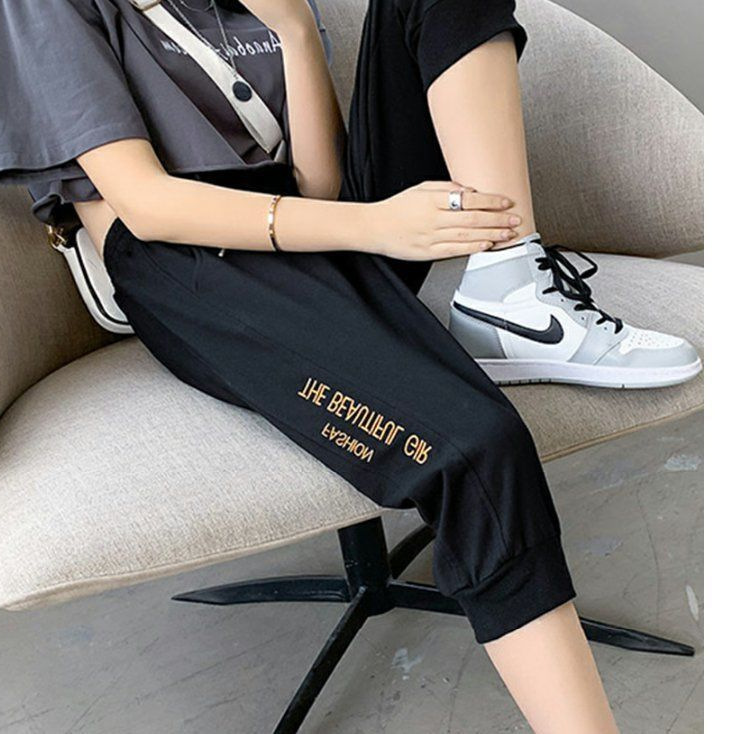 Picture of Pregnant Women's Summer Fashion Outer Wear plus size Belly-supporting Leggings Women's Pregnant Women's Pants Spring and Summer Thin Cotton Cropped Sports Pants