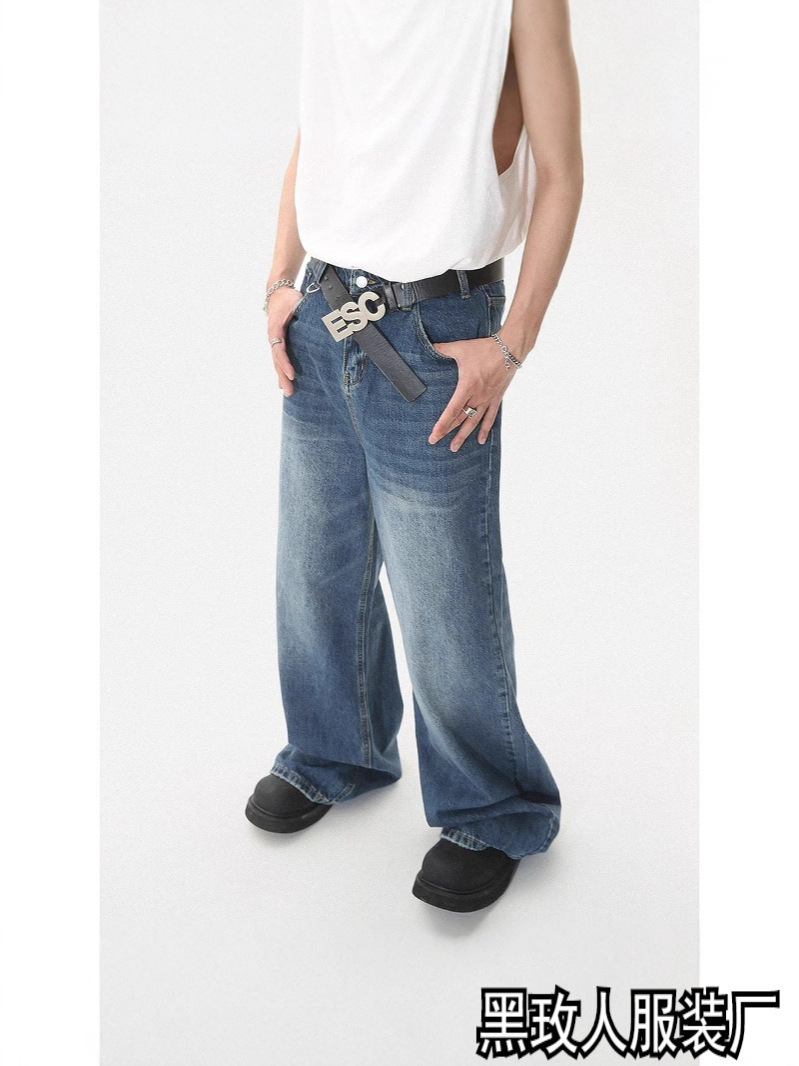 Retro American Retro Washed White Straight Jeans for Men and Women, Slightly Loose Design Vibe Style Pants