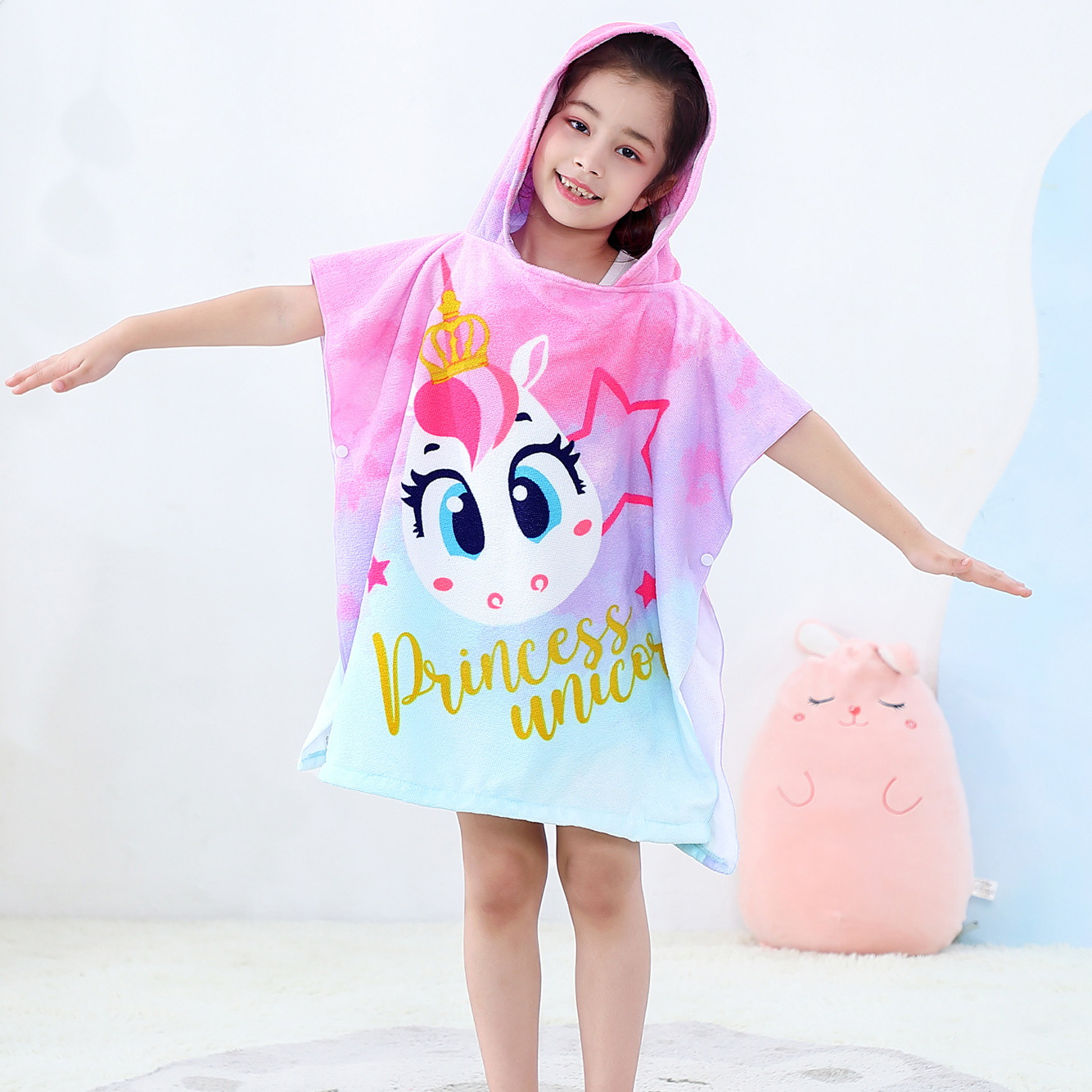Improved microfiber printed children's bath towel cloak hooded bath towel lint-free 2-10 years old