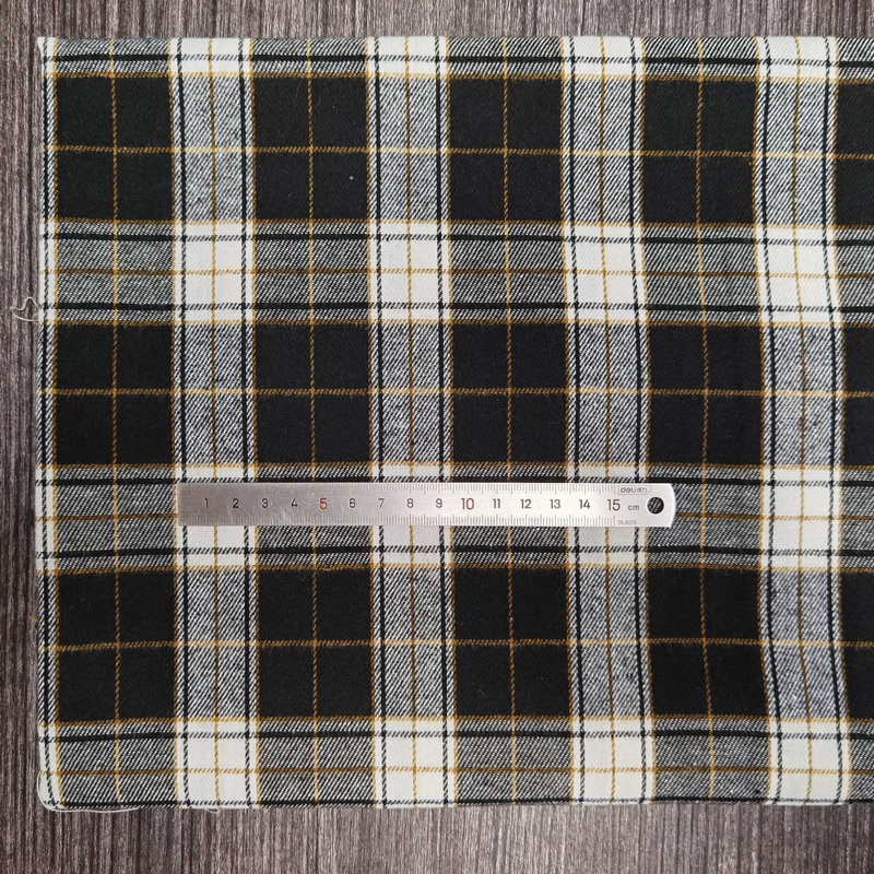 Picture of Spot twill sanding cotton plaid children's shirt plaid fabric 21 yarn-dyed flannel decorative fabric
