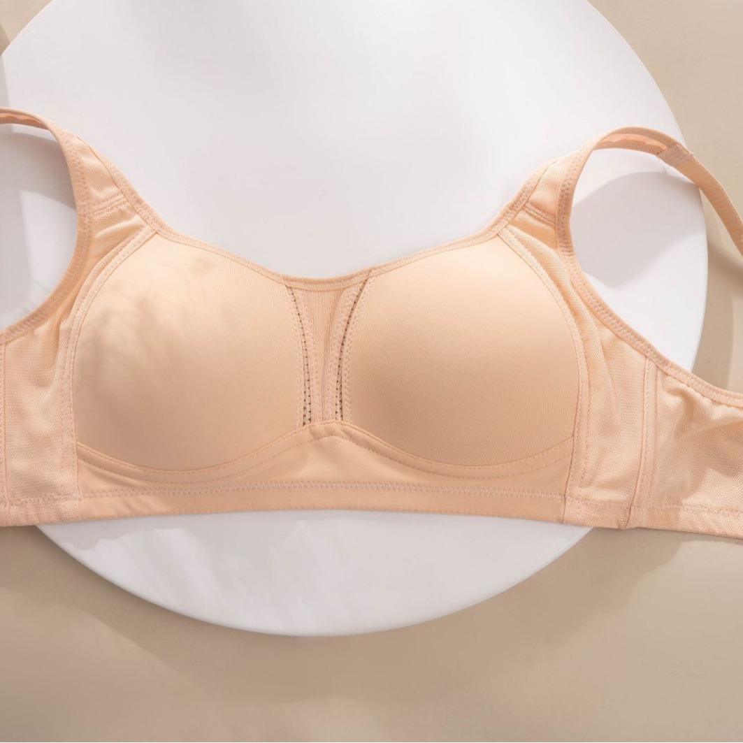 Picture of Ladieswear's Intimates, Middle-Aged and Elderly Cotton-Free Bra, Elderly Large Size Bra, Thin Vest-Style Sports Bra for Women